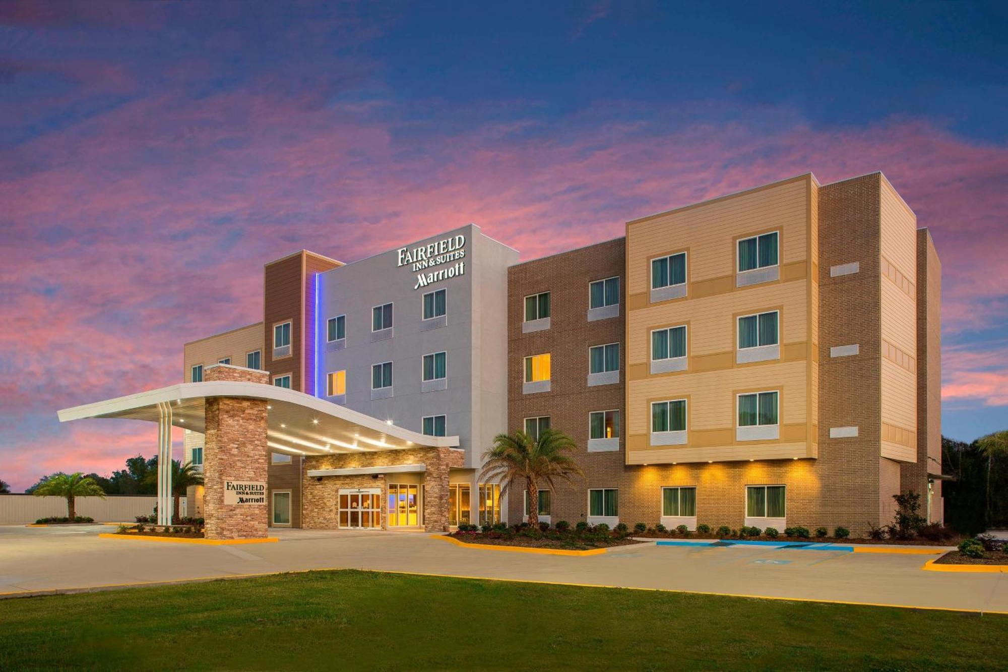 Fairfield Inn & Suites By Marriott Cut Off-Galliano Exterior photo